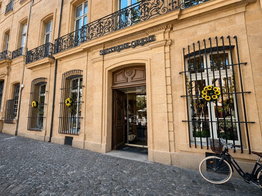 Søstrene Grene — Aix-en-Provence